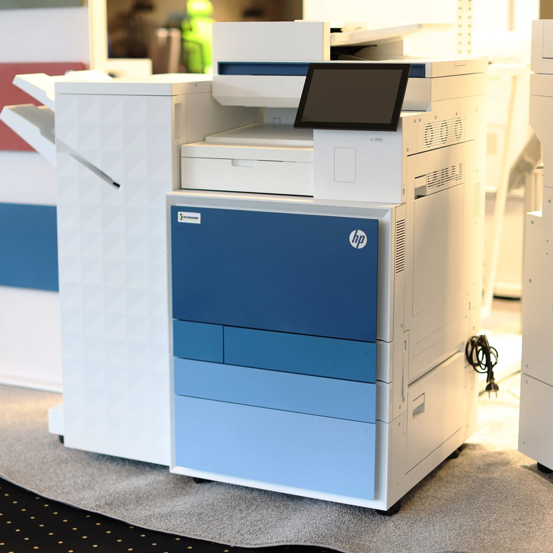 Ein modernes Druck- und Kopiersystem der Marke HP